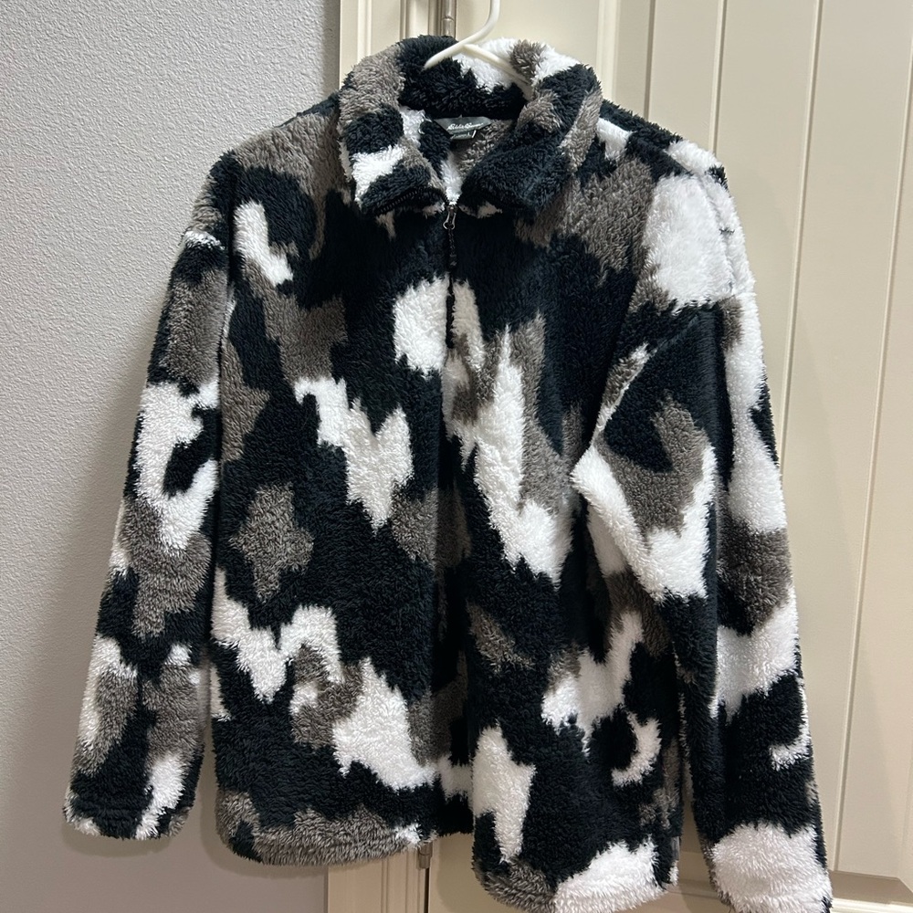 Eddie Bauer - Women’s Large fleece pullover, party pattern